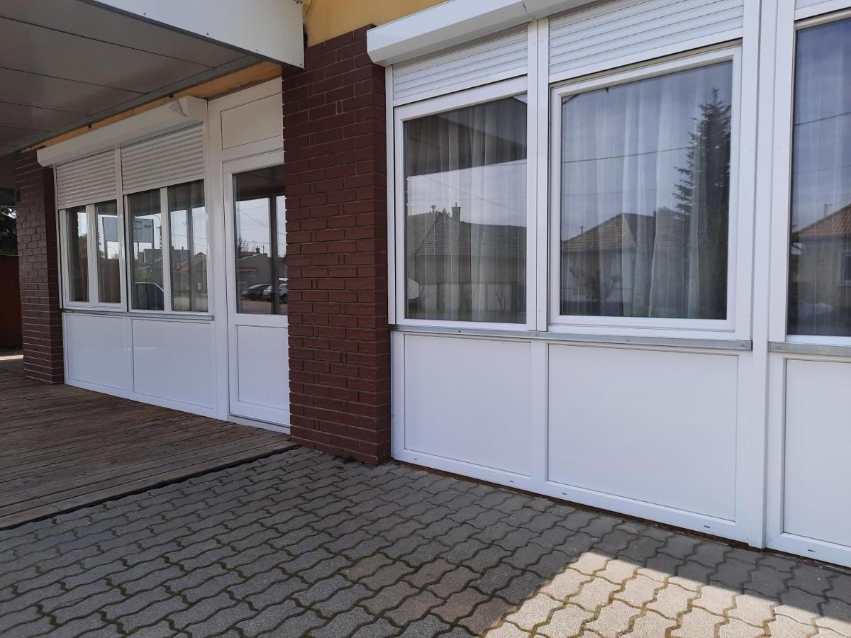 Apartmán Fenyo Apartman Nagykáta Exteriér fotografie